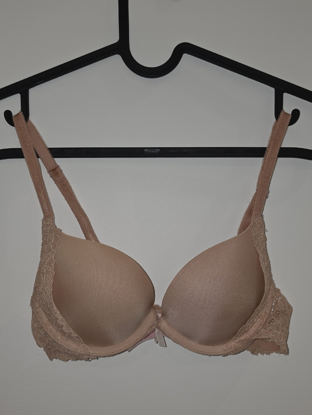 Victoria's Secret Dream Angels Push Up Underwire Bra In Nude With Lace Design